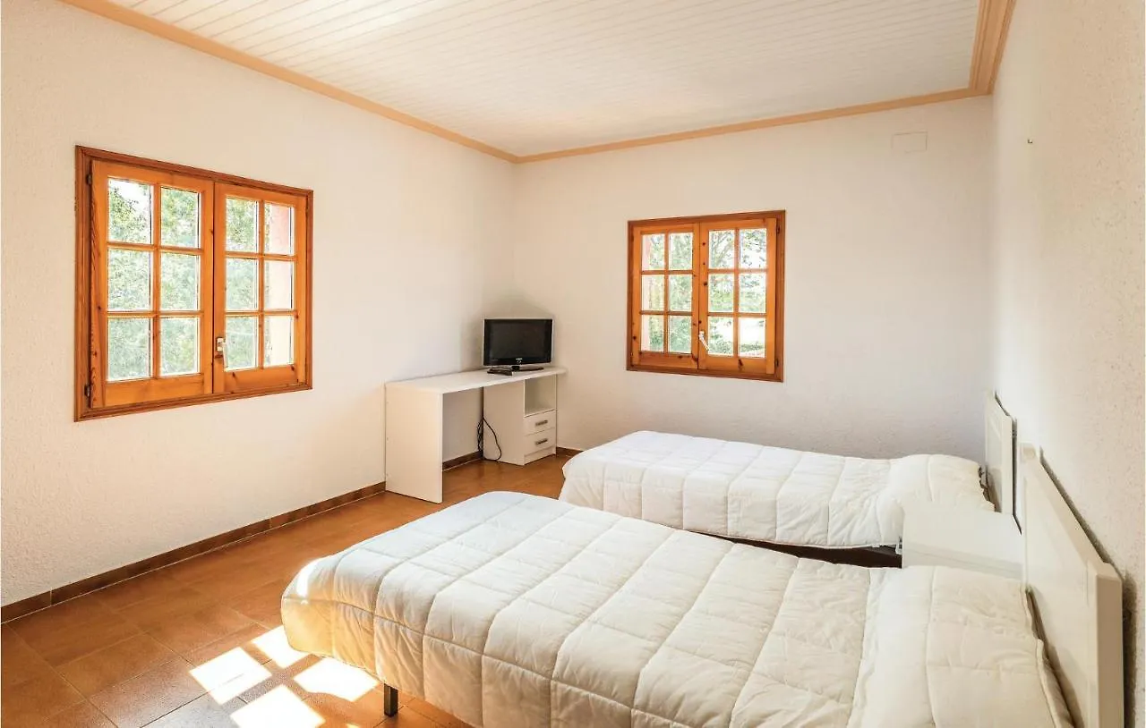 8 Bedroom Amazing Home In Riudellots Riudellots de la Selva Holiday home